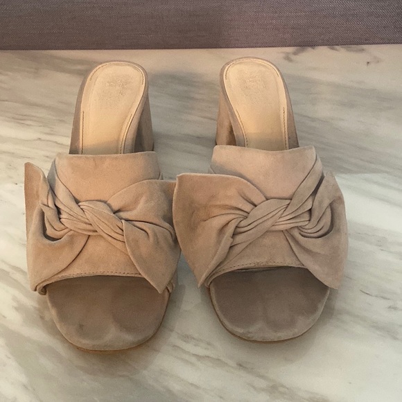 Vince Camuto Sharrey Mule Sandals - Picture 4 of 7